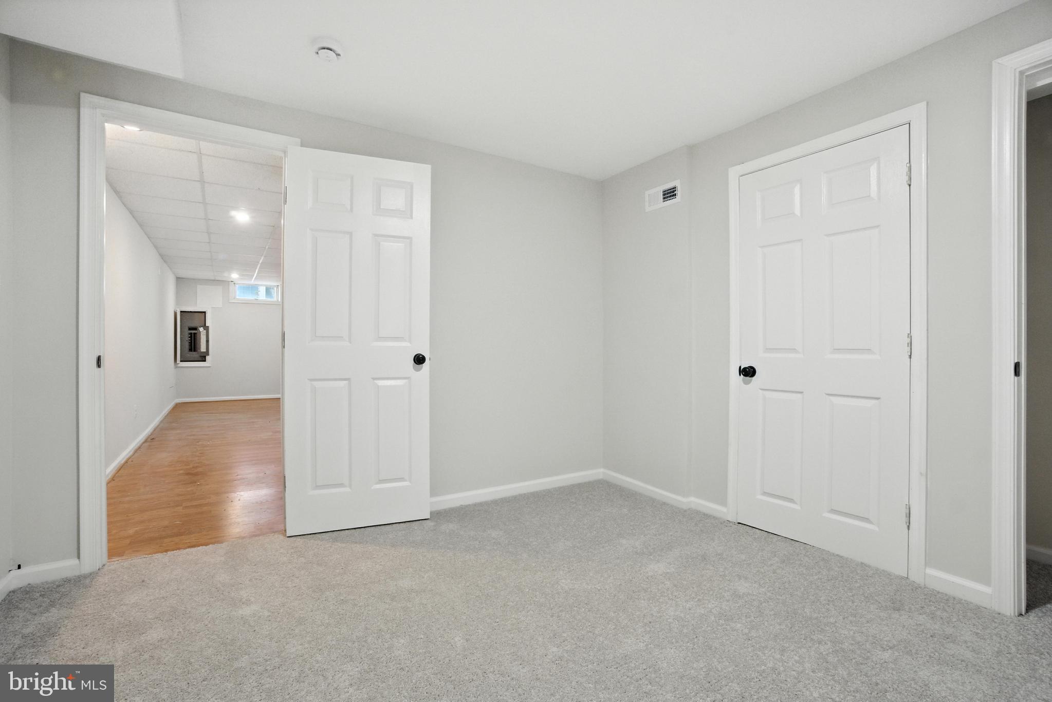 BRAMPTON HILLS - Residential