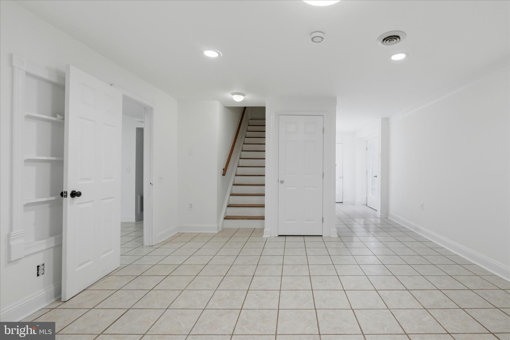 MOSBY STATION - Residential