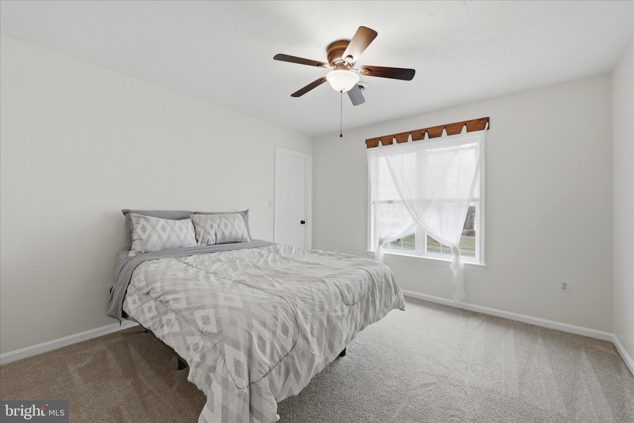 MOSBY STATION - Residential