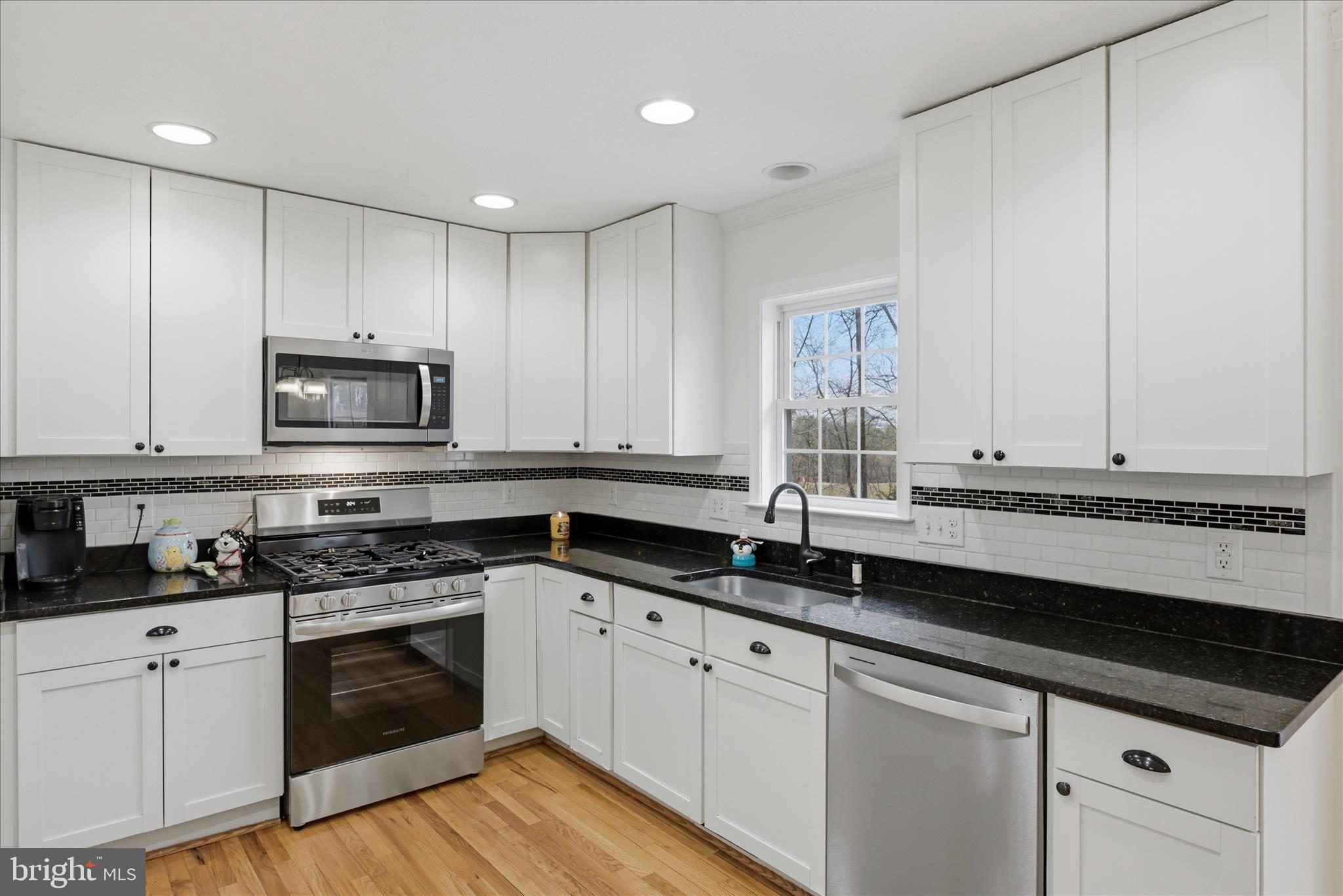 MOSBY STATION - Residential