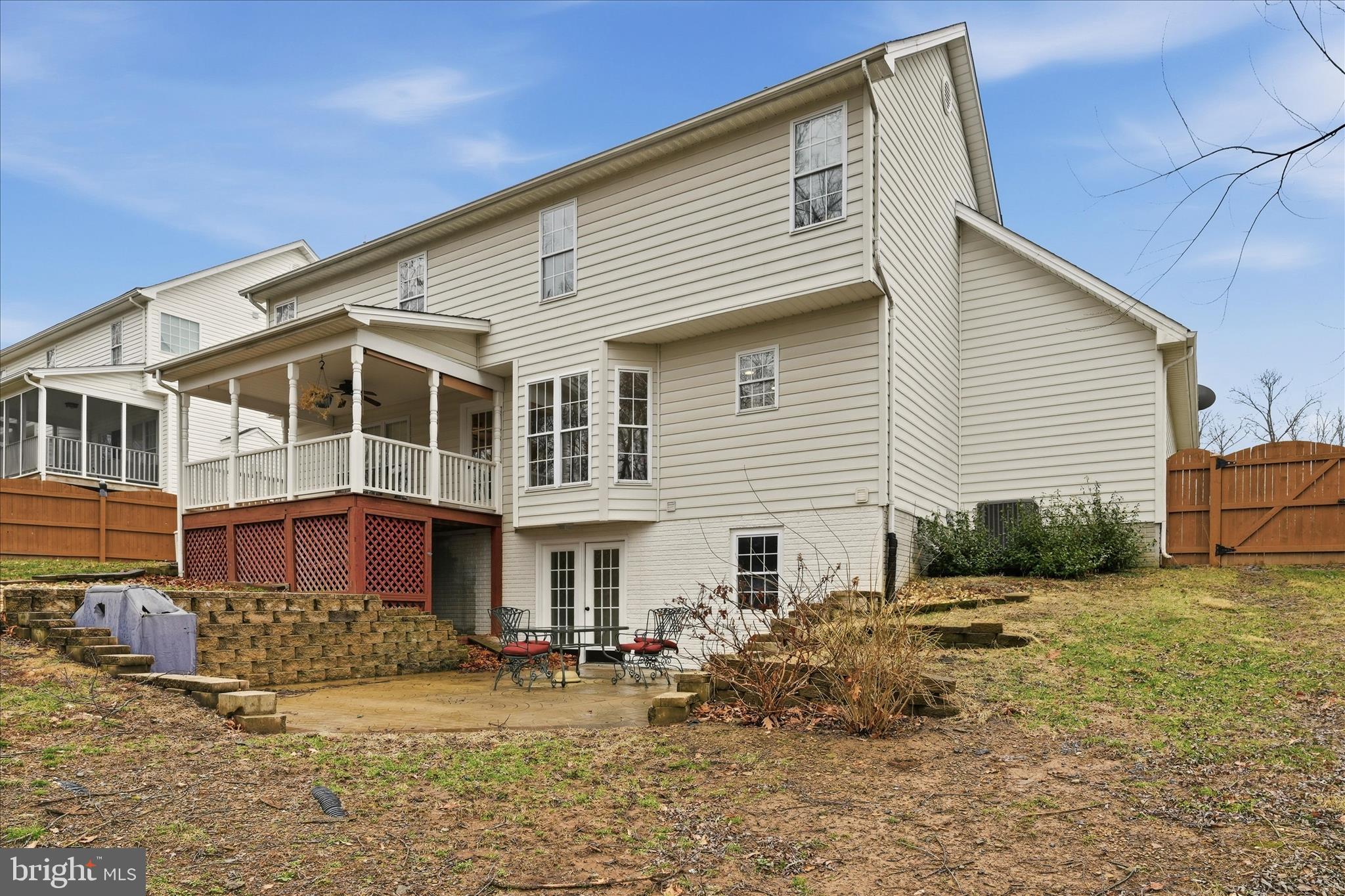 MOSBY STATION - Residential