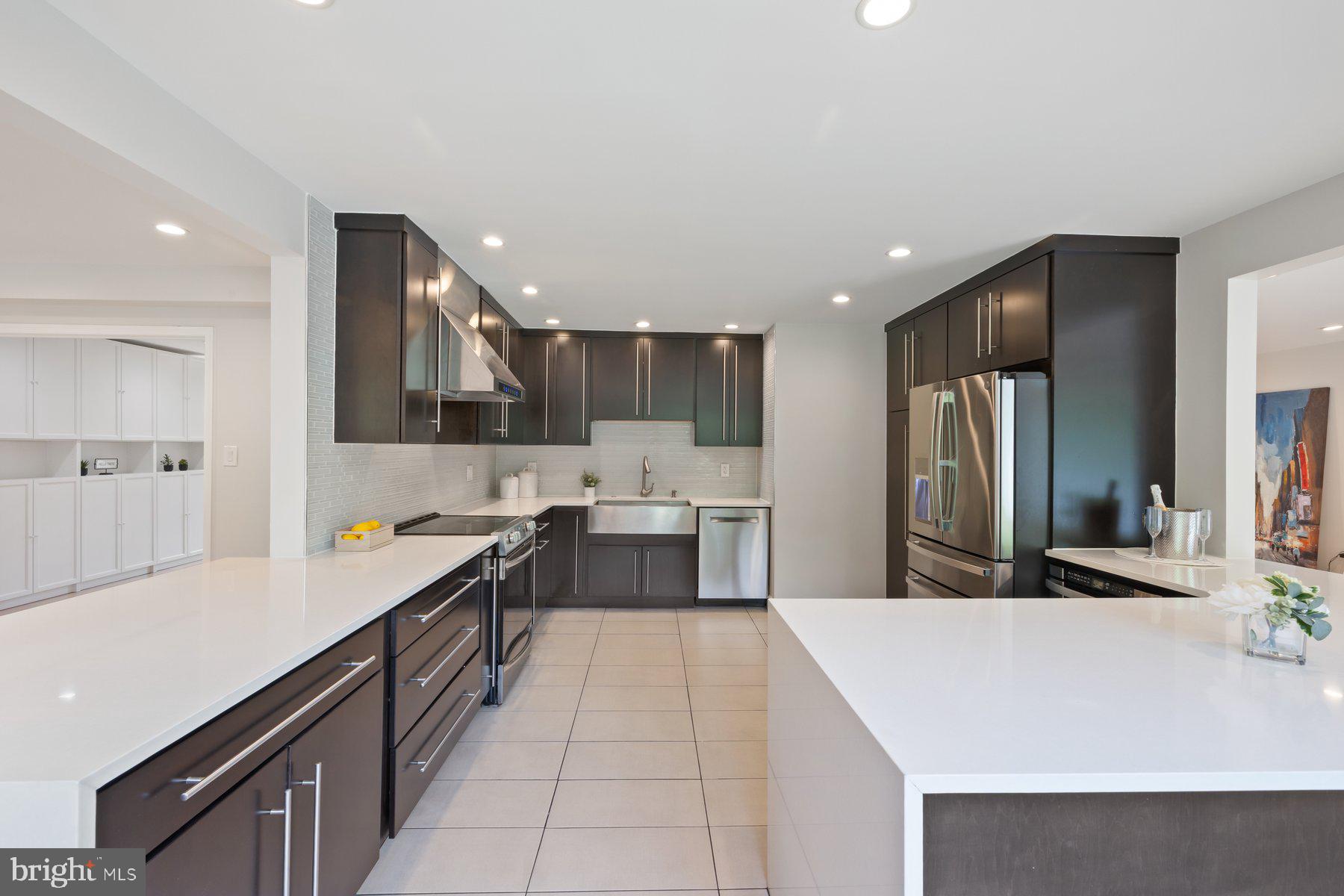 FARMLANDS - Residential