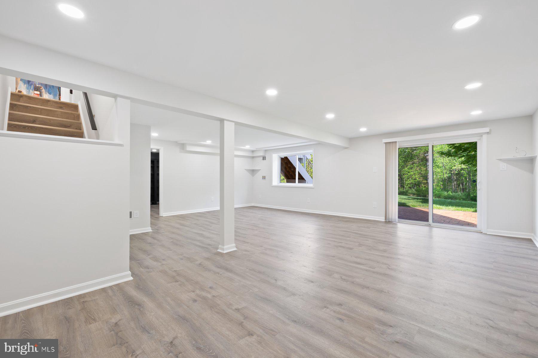 FARMLANDS - Residential