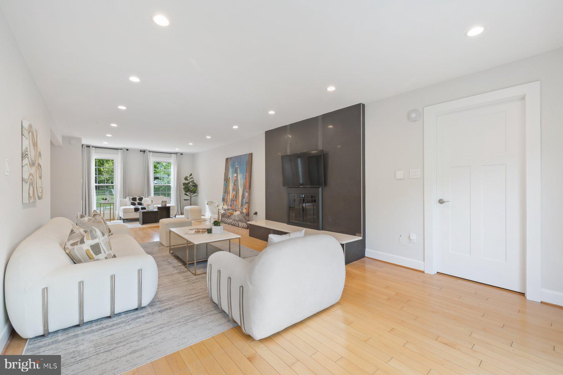 FARMLANDS - Residential