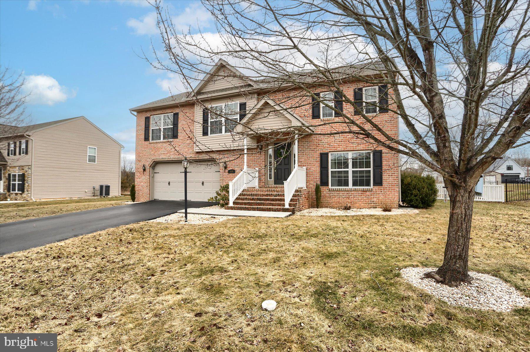 CHESTNUT HOLLOW - Residential