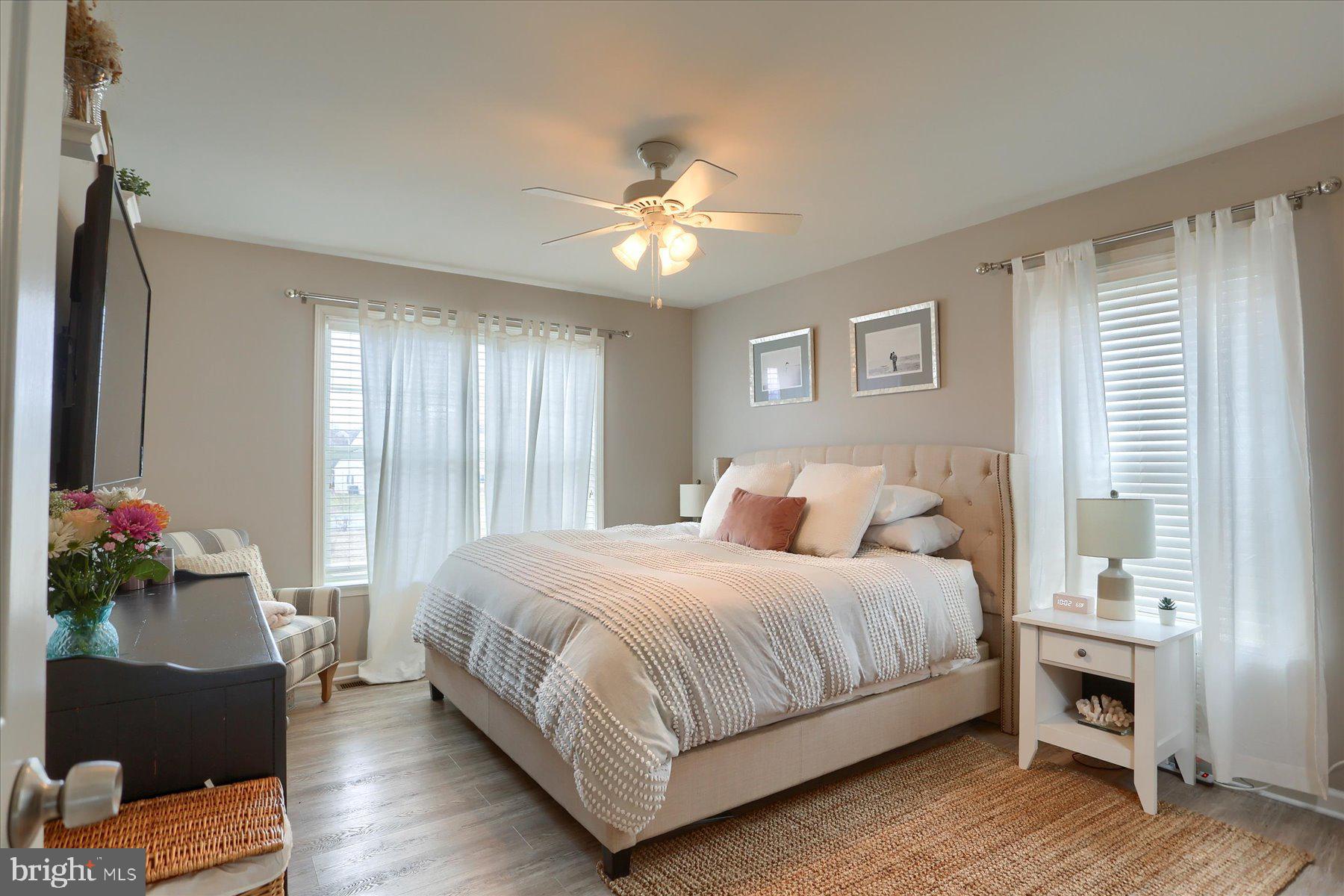 CHESTNUT HOLLOW - Residential