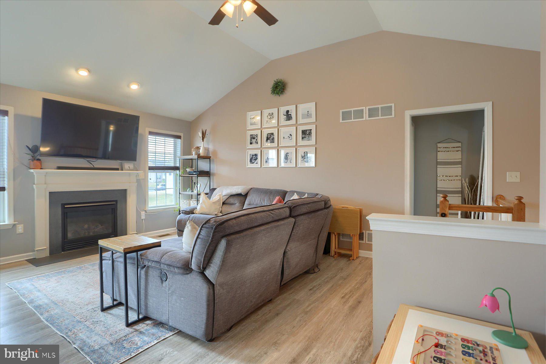 CHESTNUT HOLLOW - Residential