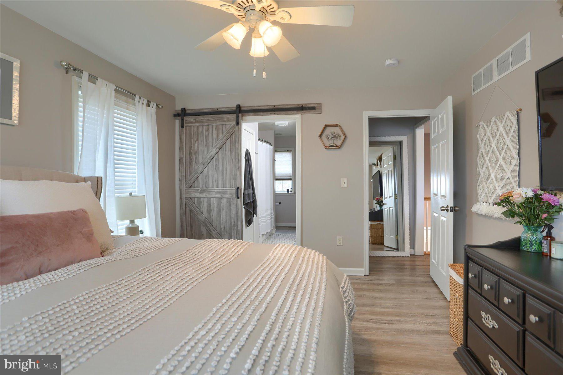 CHESTNUT HOLLOW - Residential