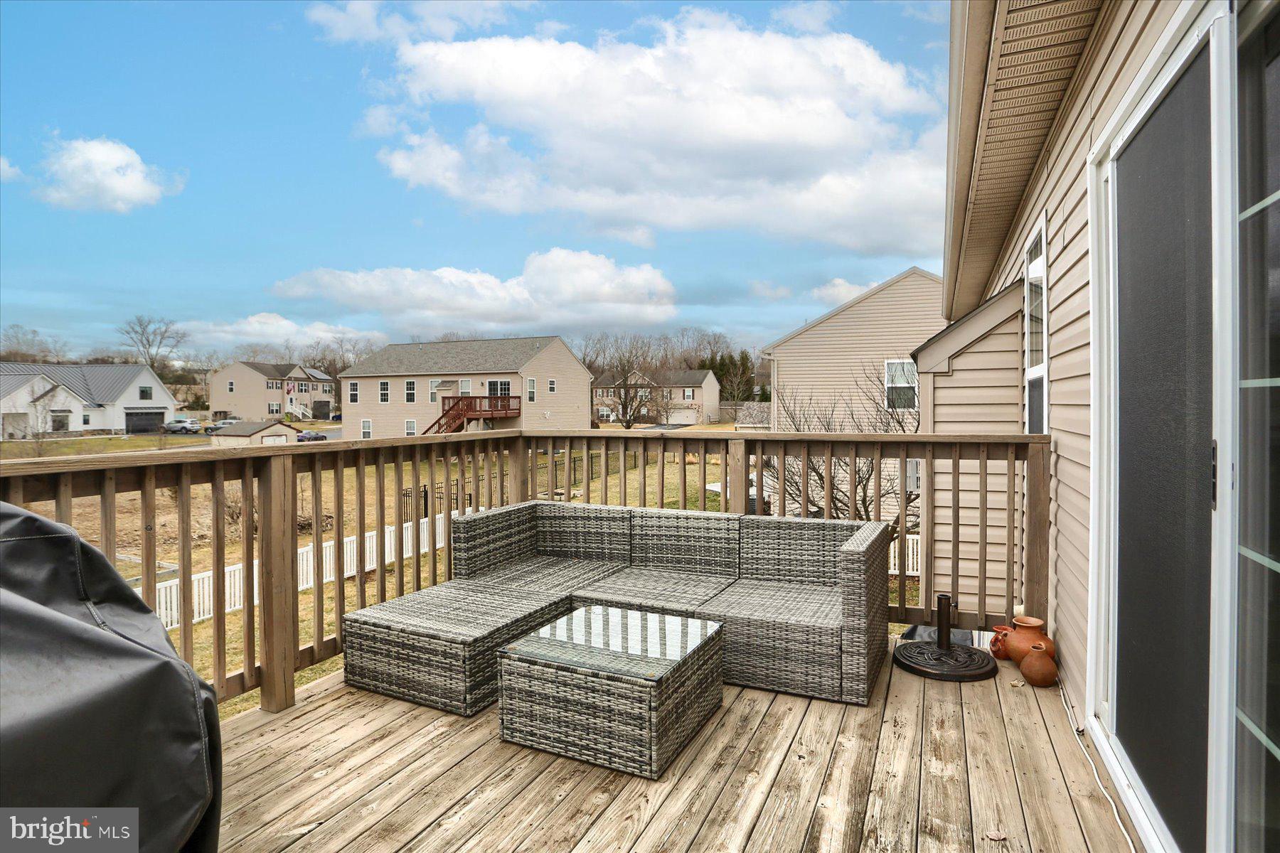 CHESTNUT HOLLOW - Residential