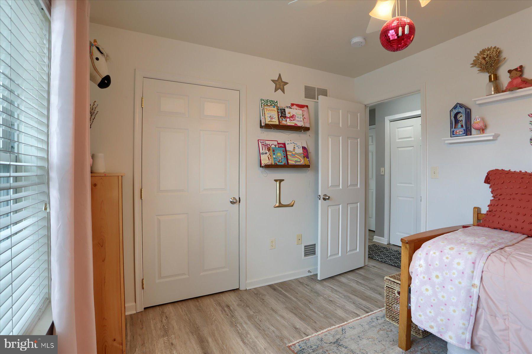 CHESTNUT HOLLOW - Residential