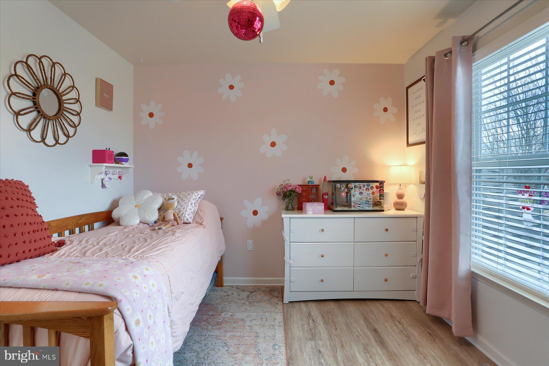 CHESTNUT HOLLOW - Residential