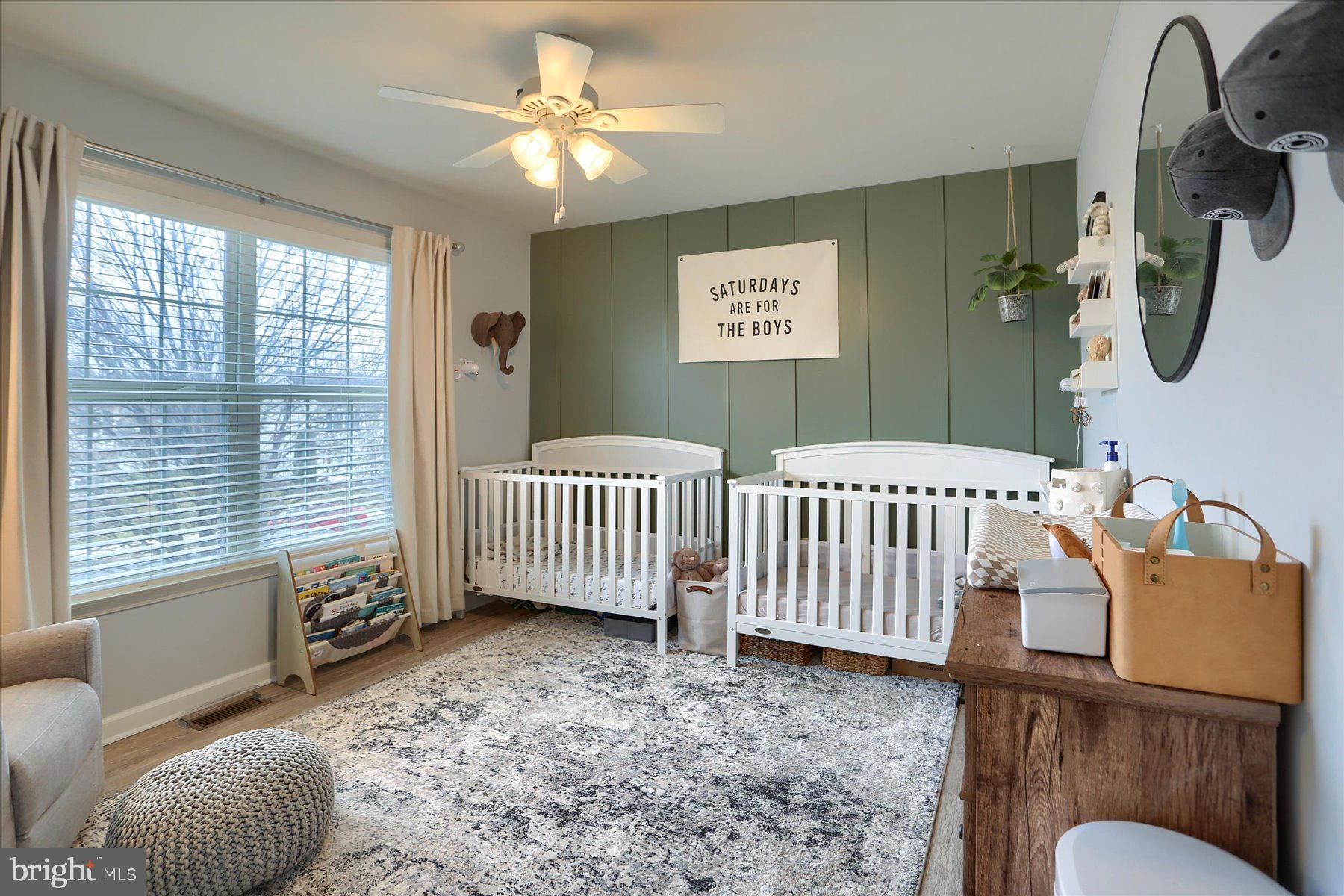 CHESTNUT HOLLOW - Residential