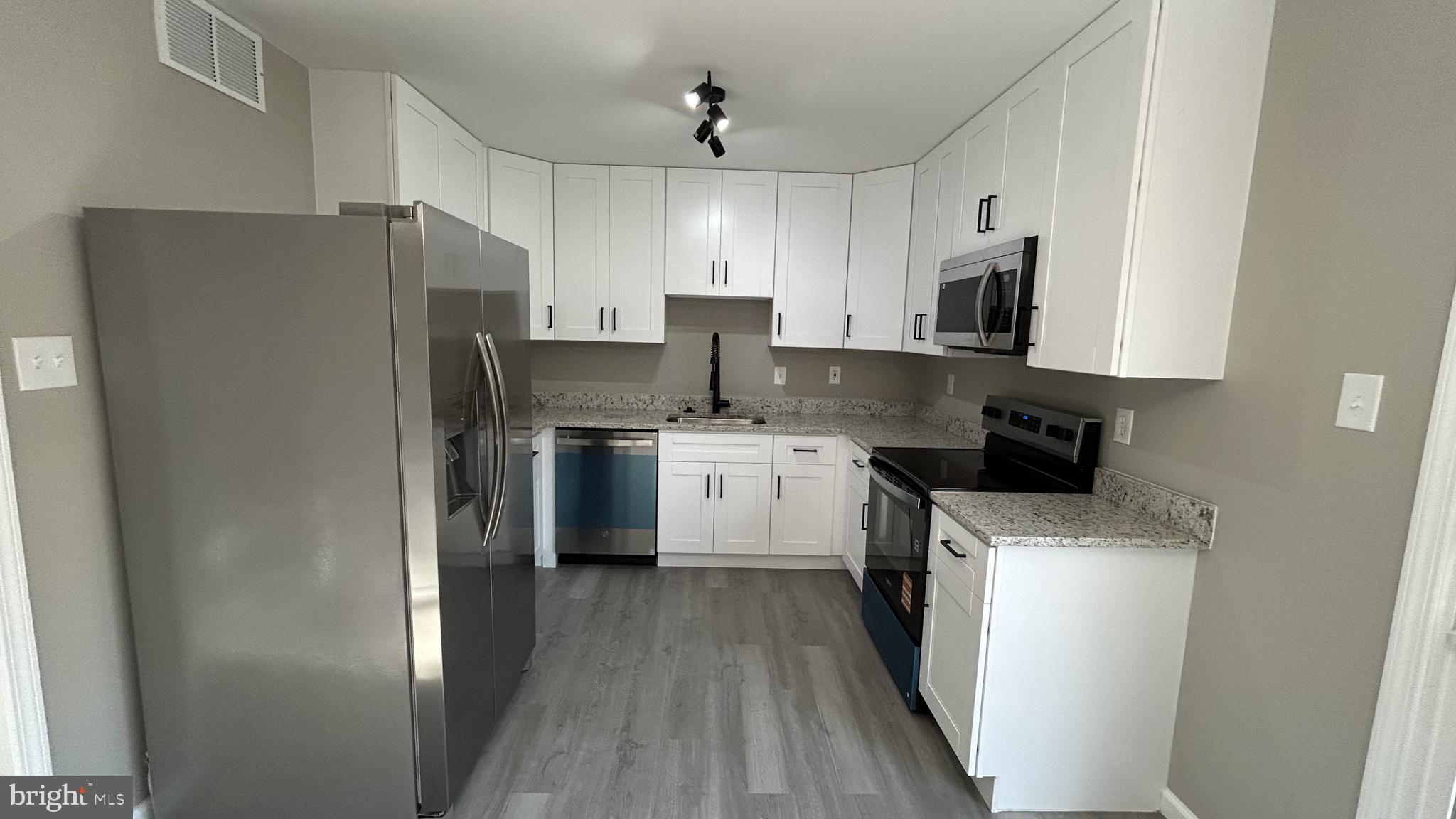 FREDERICK HEIGHTS - Residential