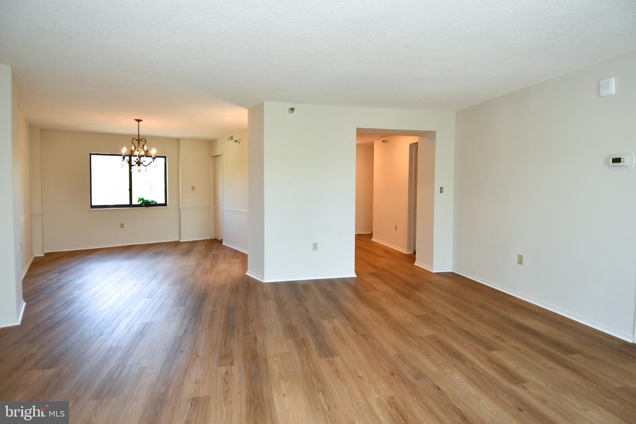 LEISURE WORLD - Residential