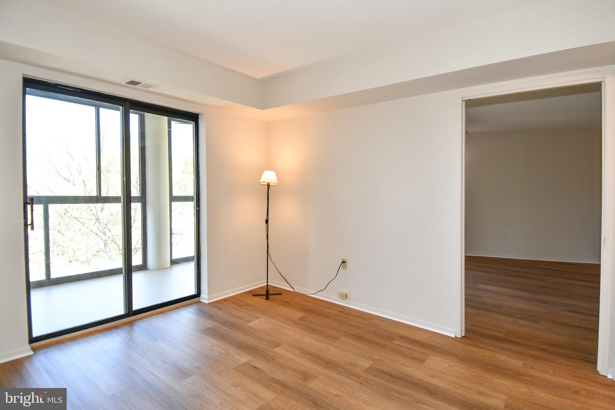 LEISURE WORLD - Residential