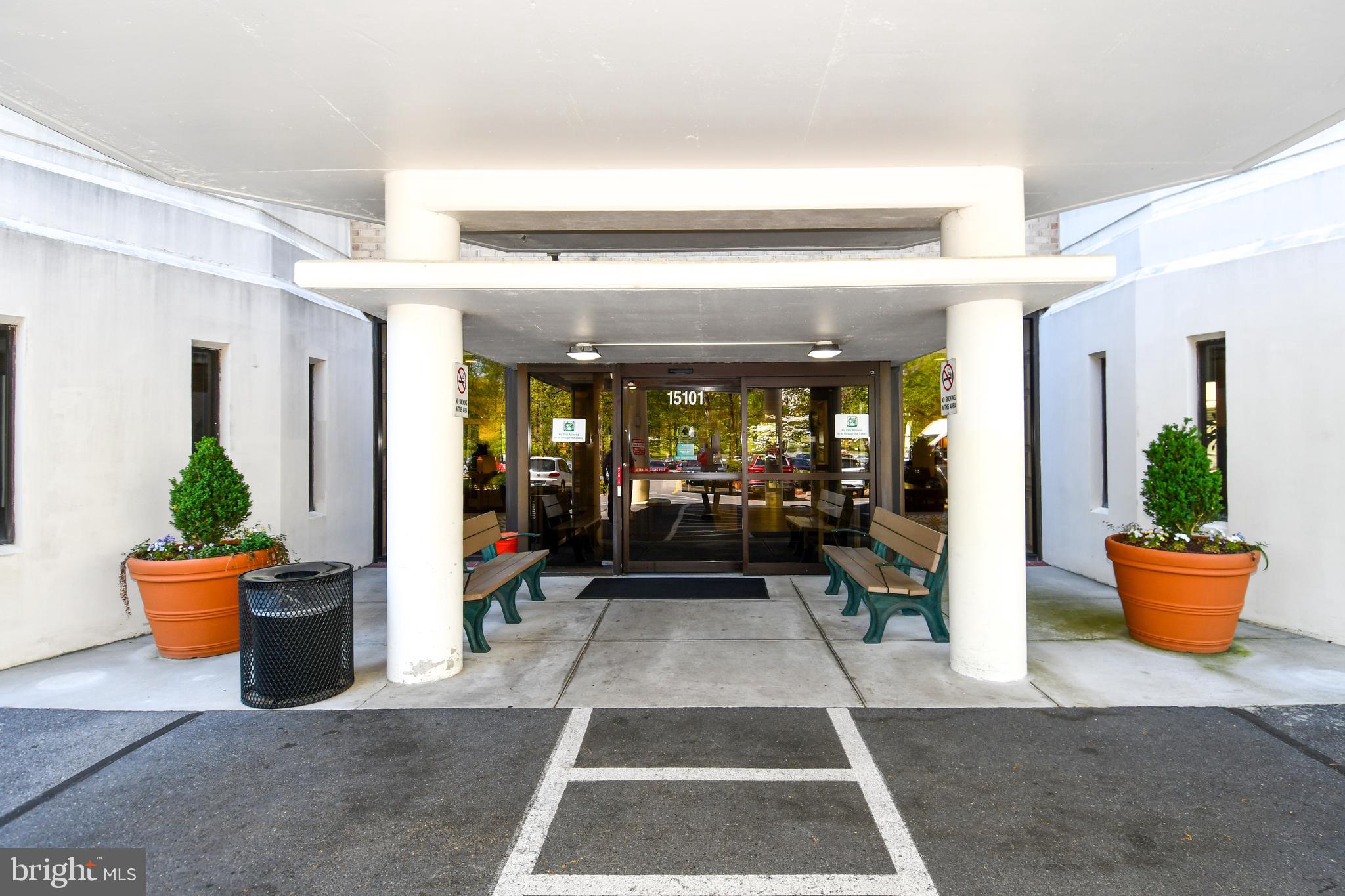 LEISURE WORLD - Residential