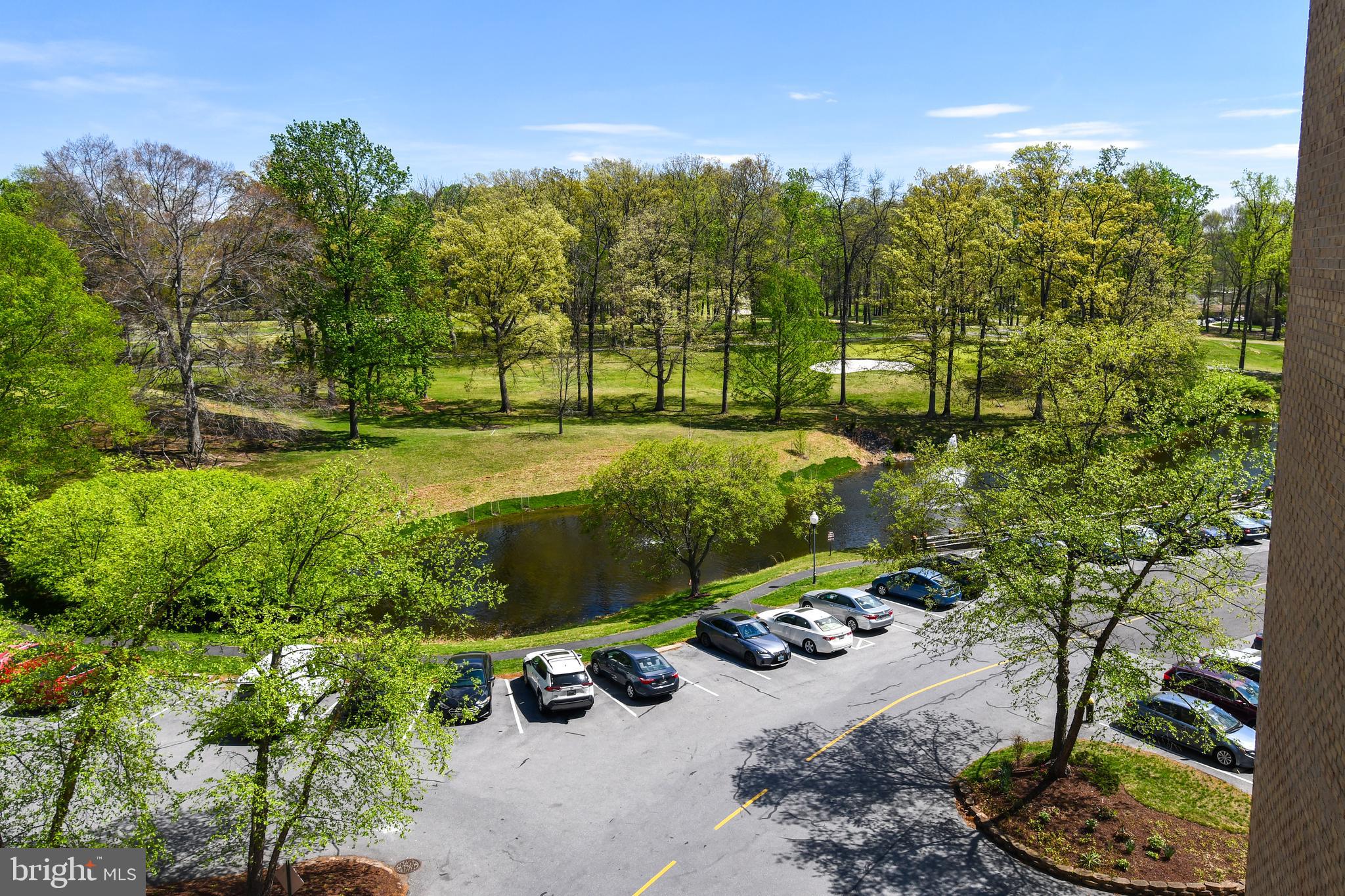 LEISURE WORLD - Residential