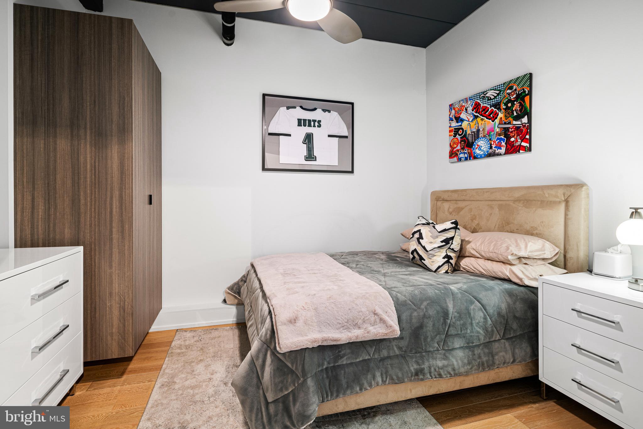 AVENUE OF THE ARTS - Residential