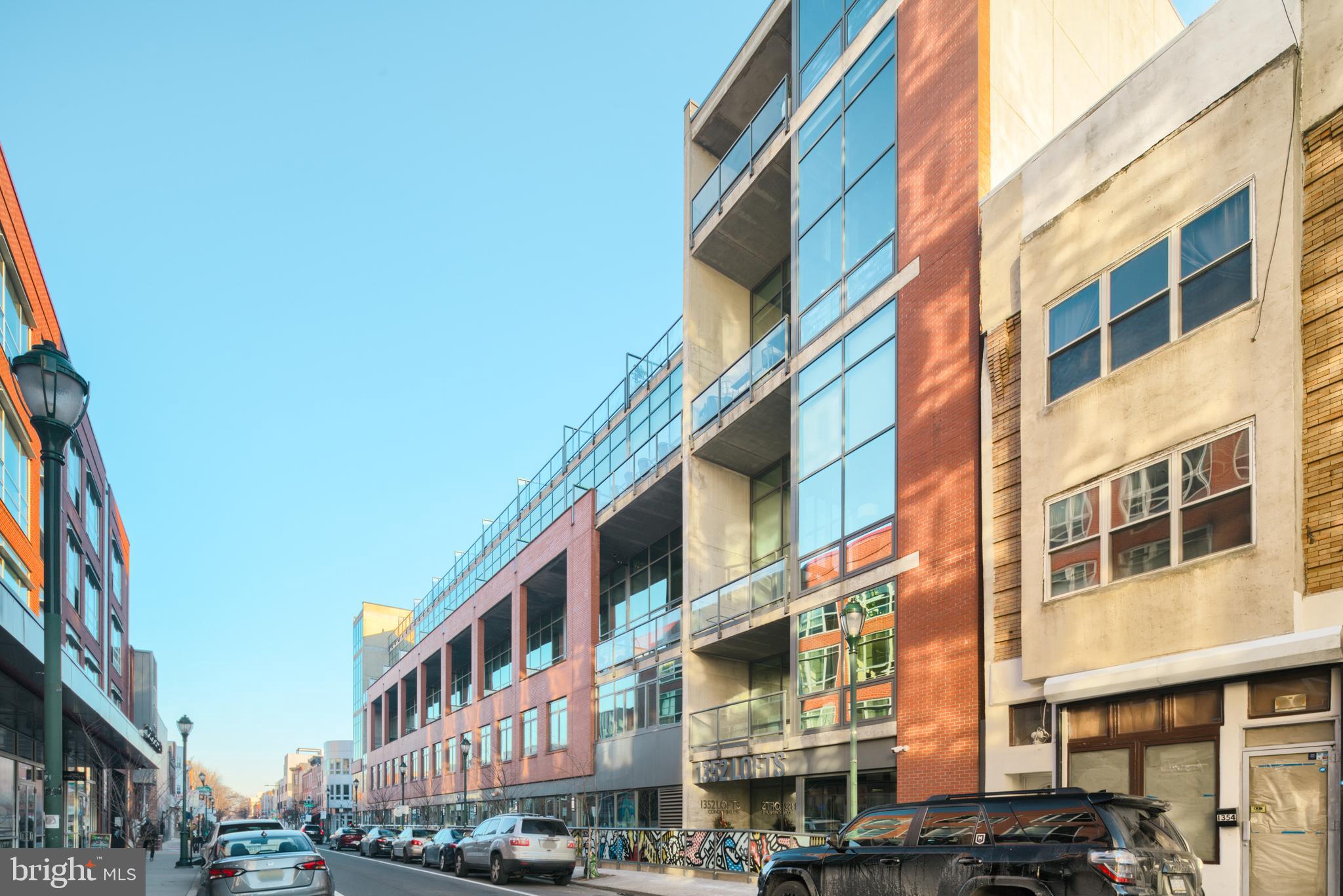 AVENUE OF THE ARTS - Residential