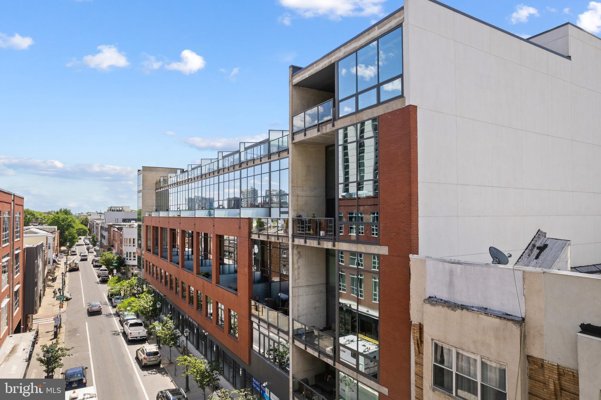 AVENUE OF THE ARTS - Residential