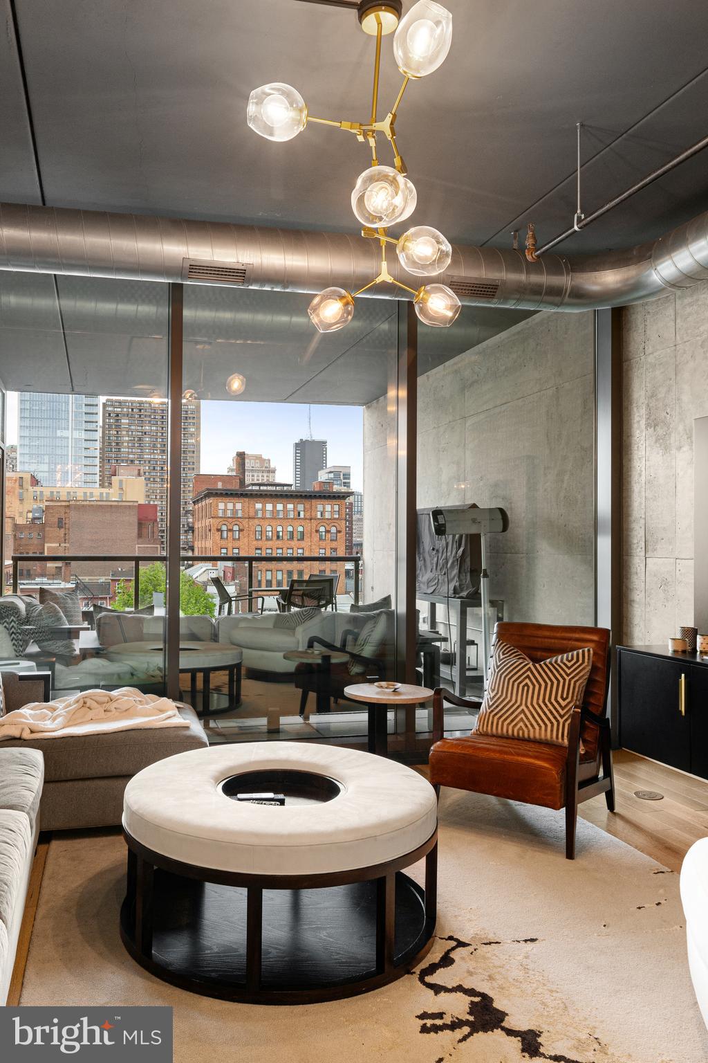 AVENUE OF THE ARTS - Residential