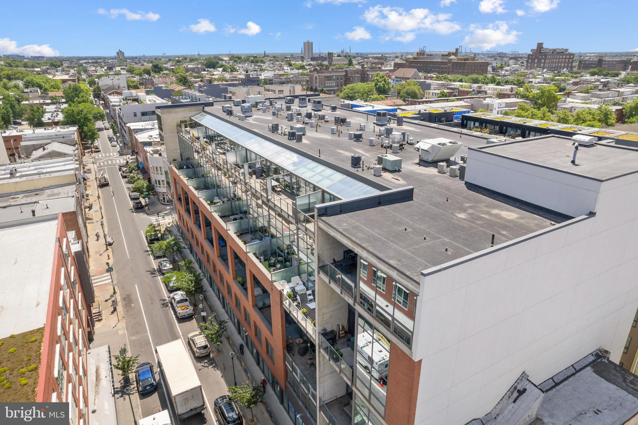 AVENUE OF THE ARTS - Residential