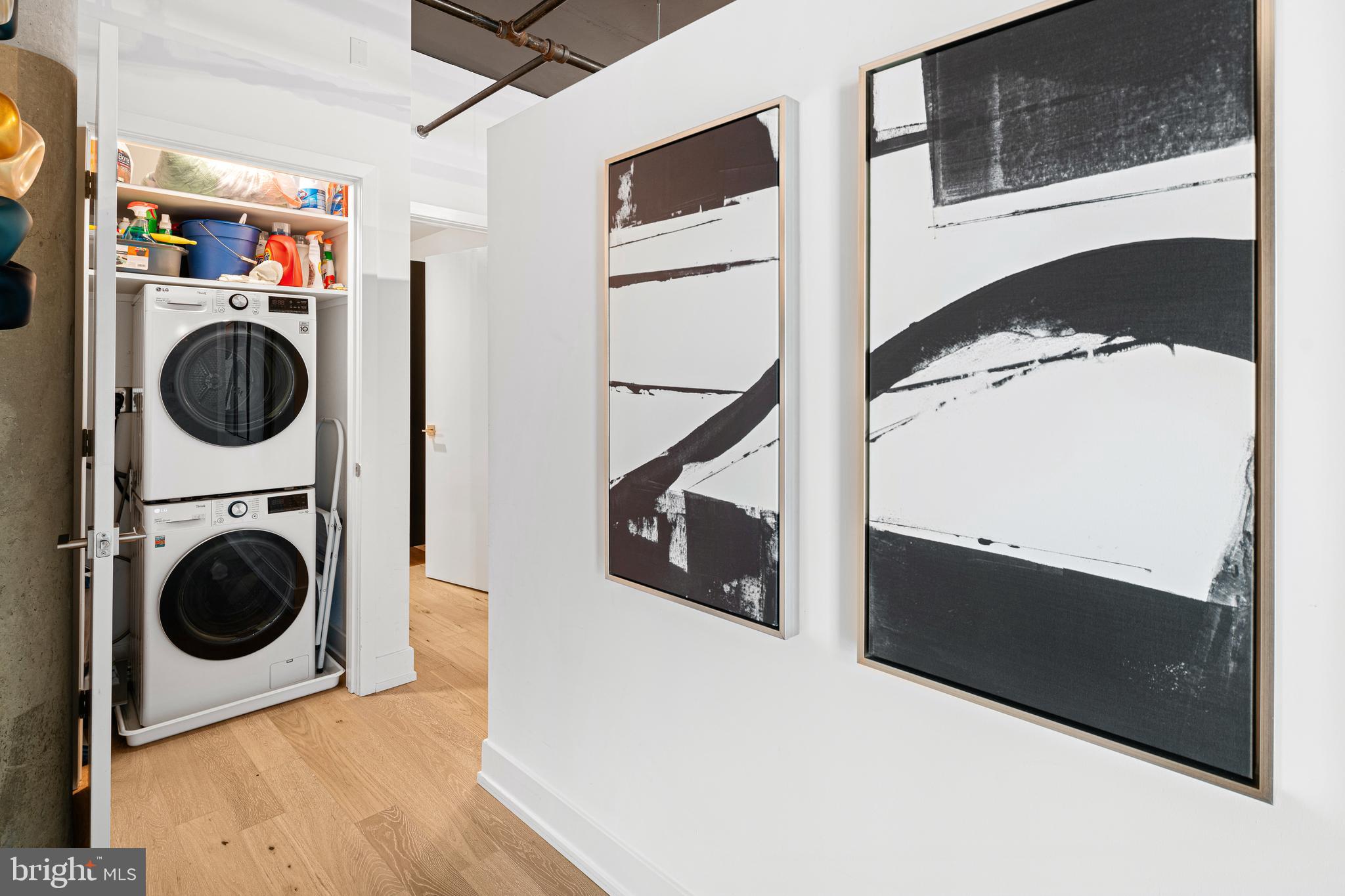 AVENUE OF THE ARTS - Residential