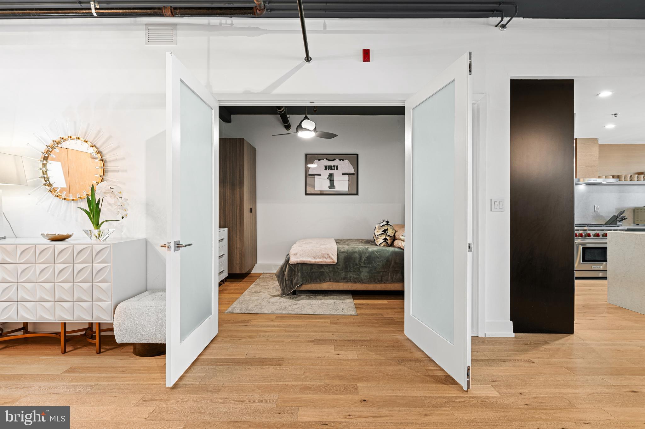 AVENUE OF THE ARTS - Residential