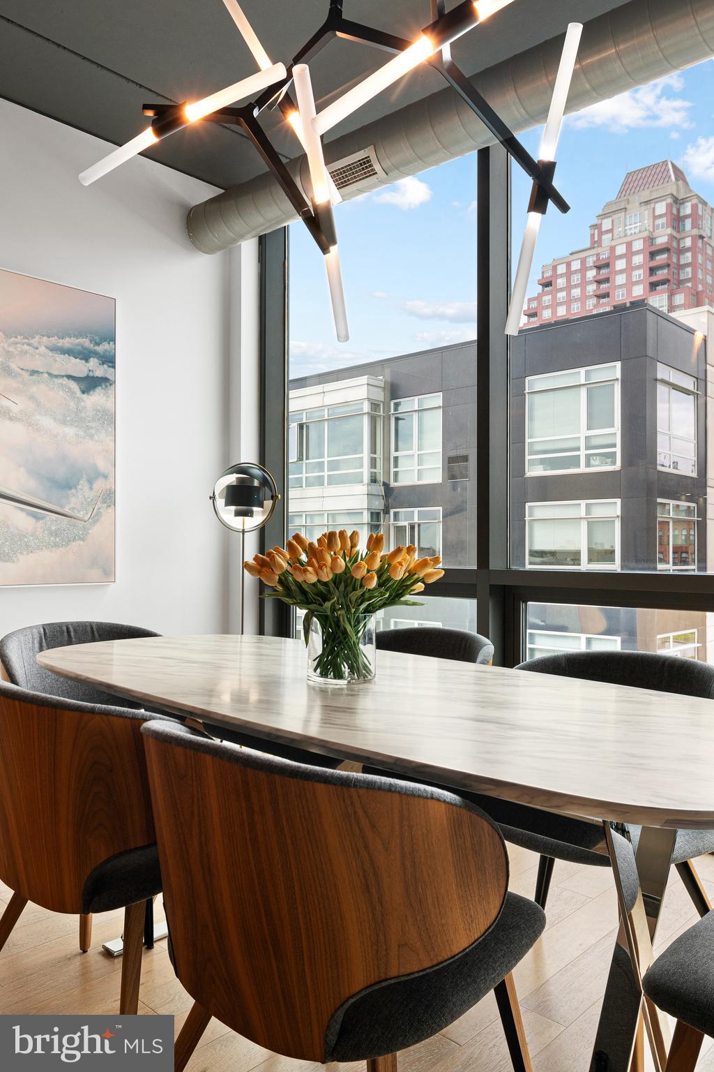 AVENUE OF THE ARTS - Residential