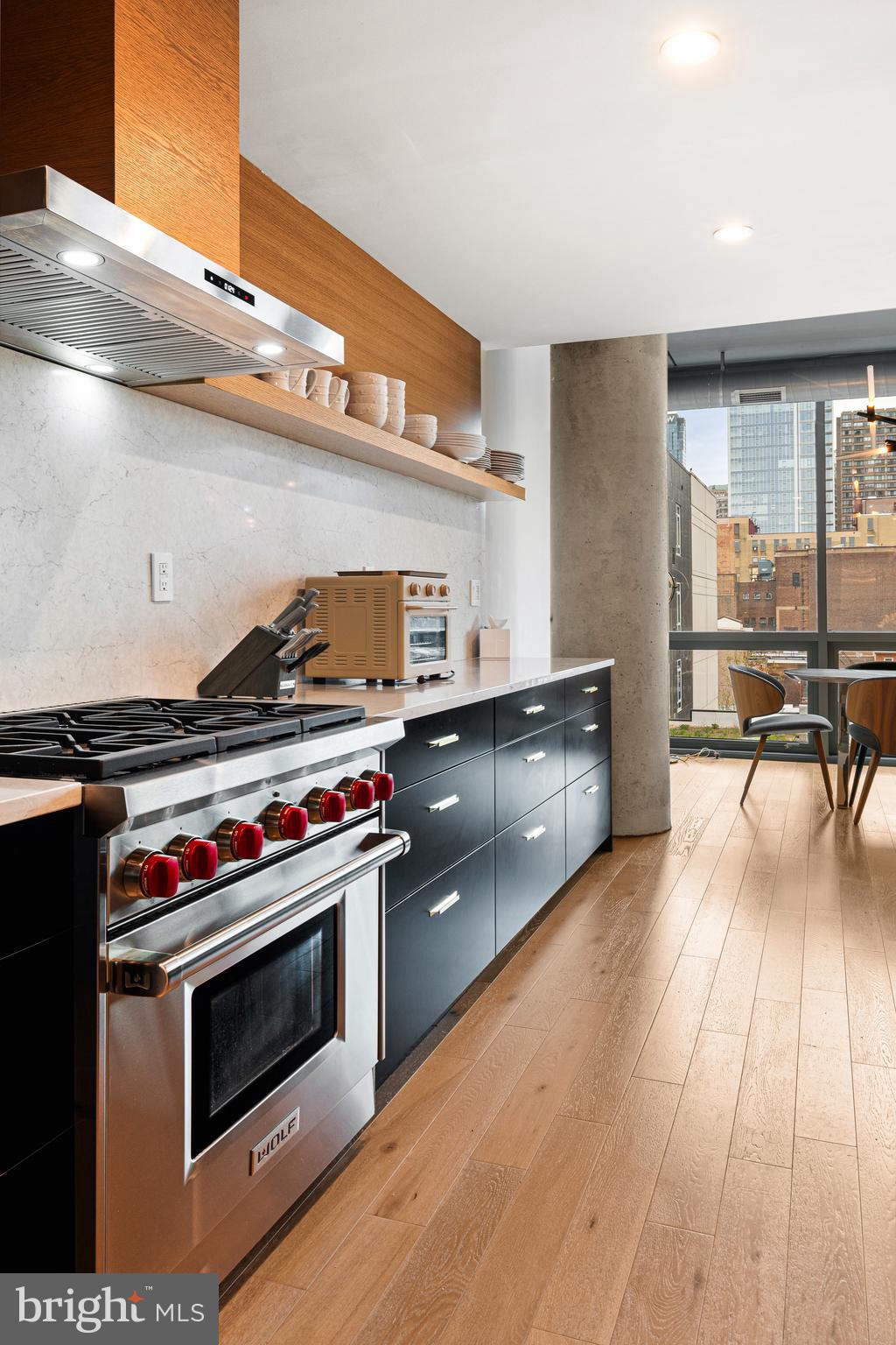 AVENUE OF THE ARTS - Residential