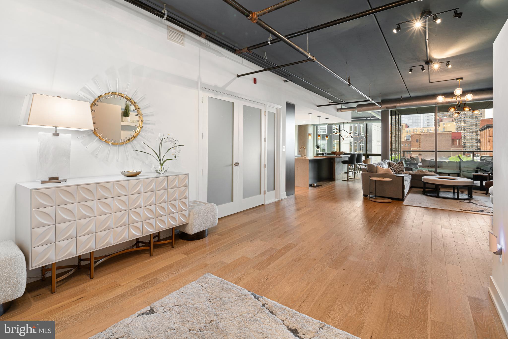 AVENUE OF THE ARTS - Residential