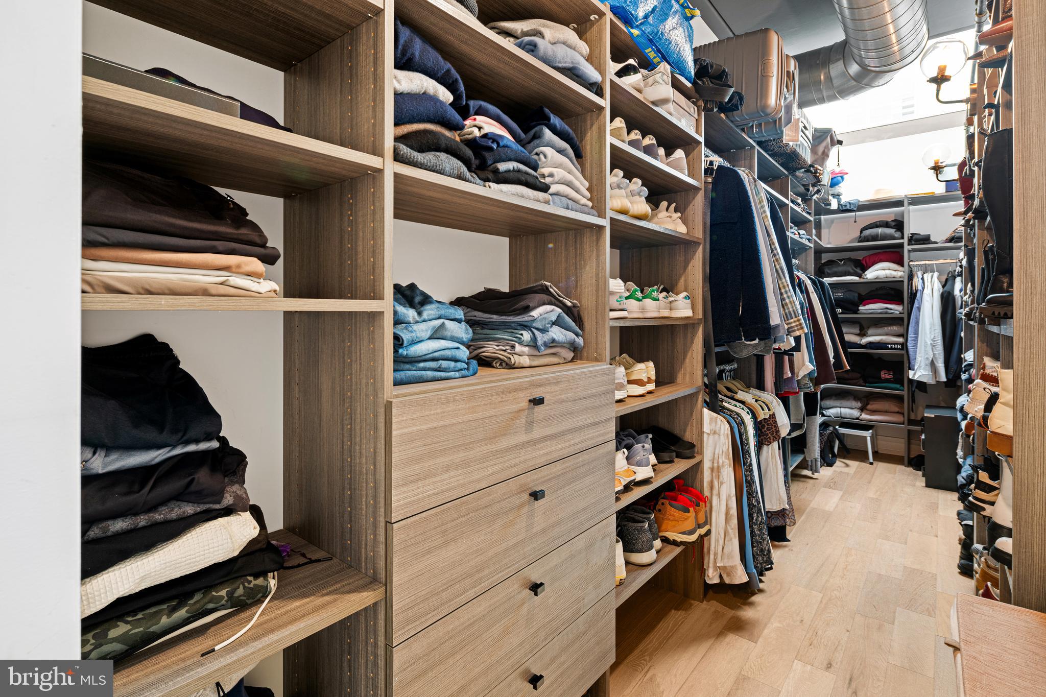 AVENUE OF THE ARTS - Residential