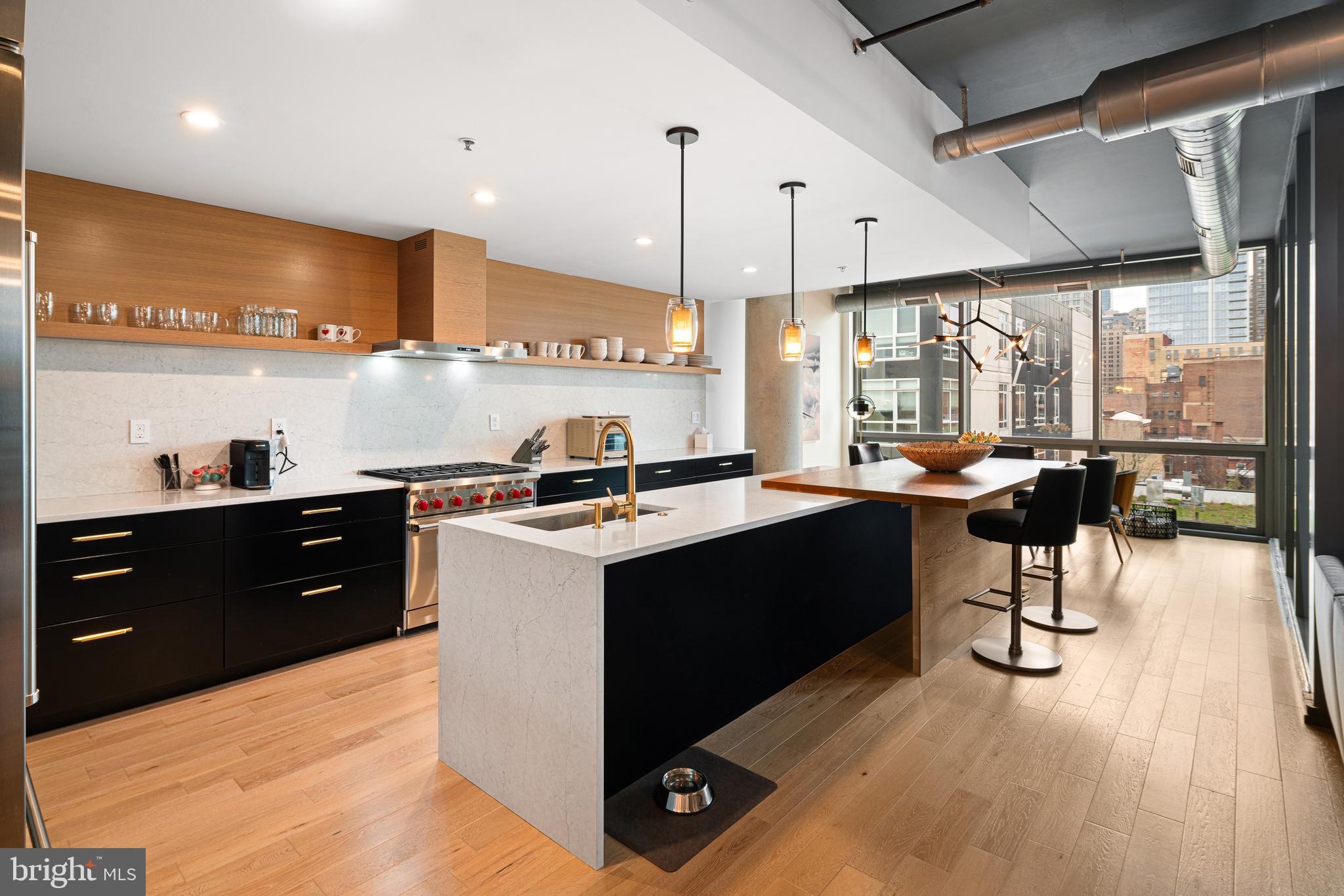 AVENUE OF THE ARTS - Residential