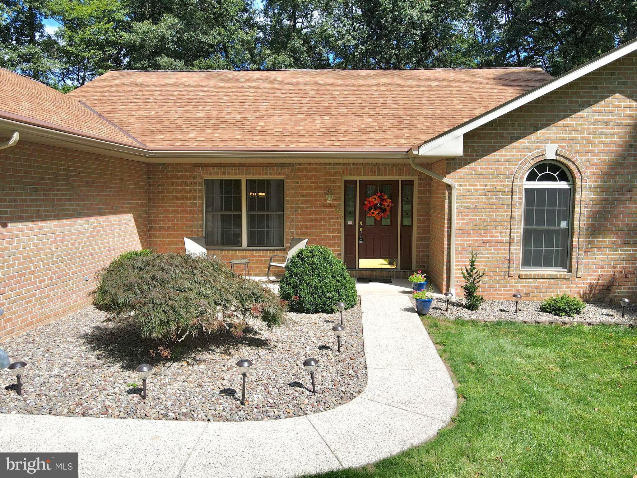 36 RIDGE CREST DRIVE