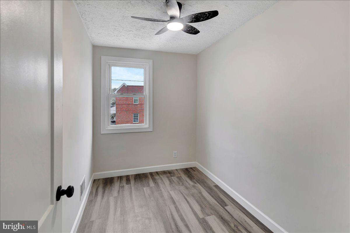 BALLARD GARDENS - Residential