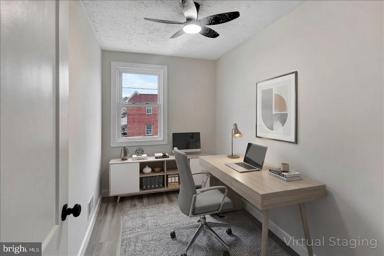 BALLARD GARDENS - Residential