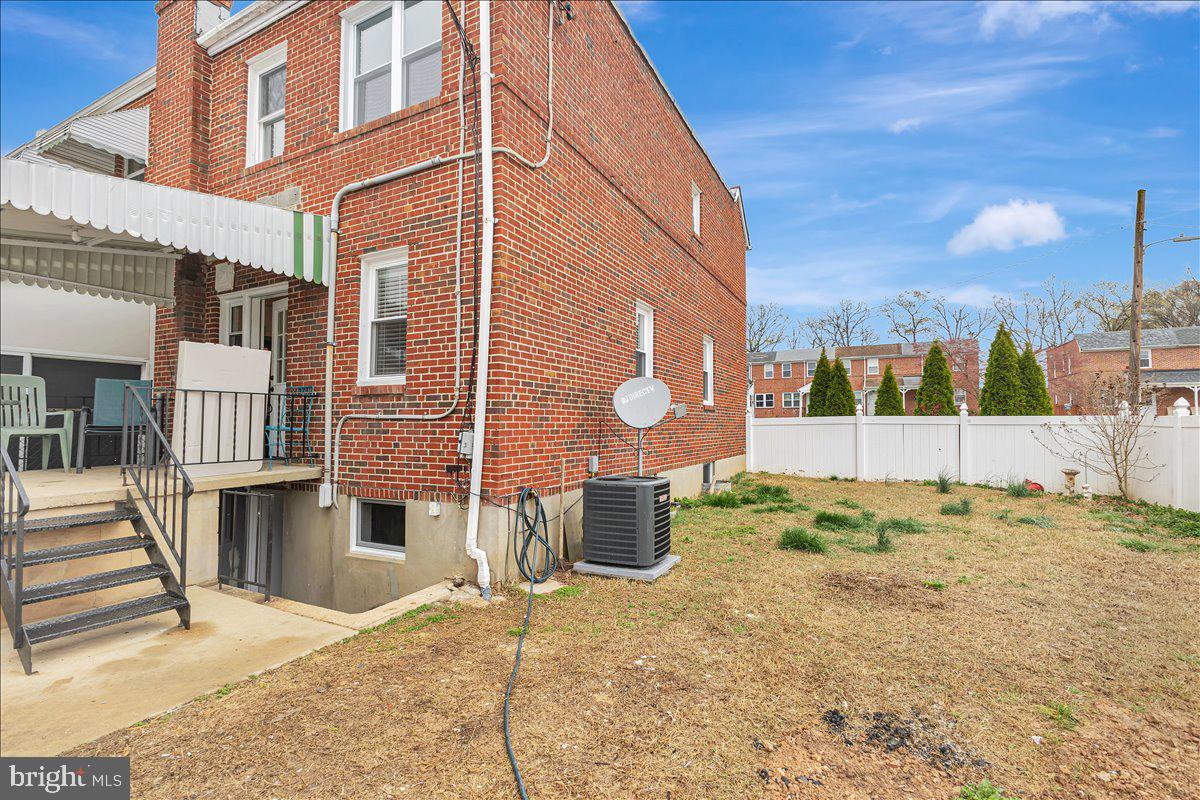 BALLARD GARDENS - Residential