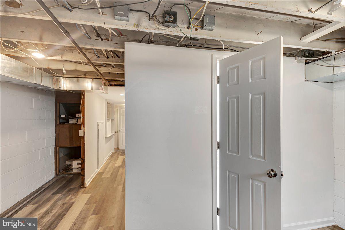 BALLARD GARDENS - Residential