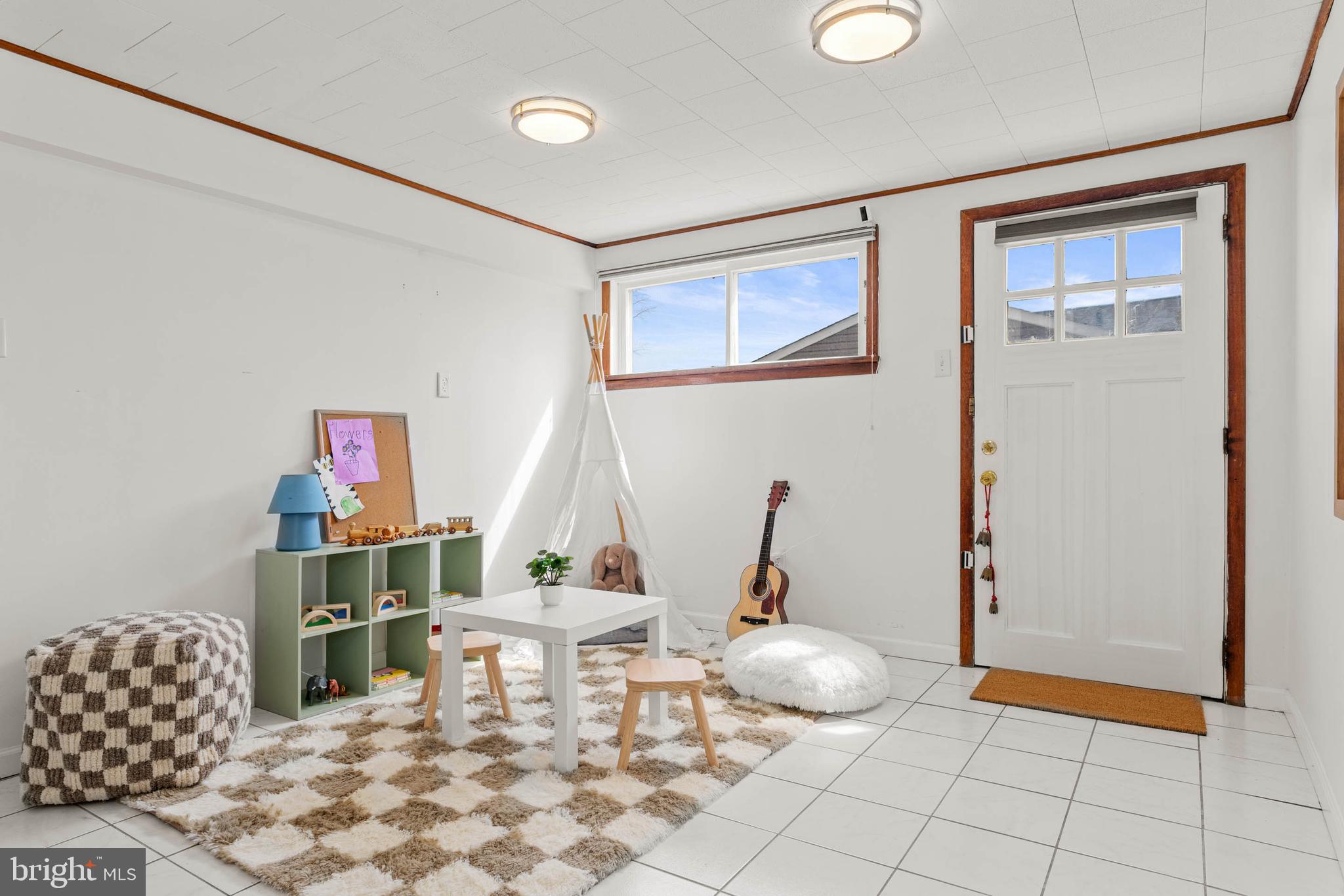 PLYMOUTH HILLS - Residential