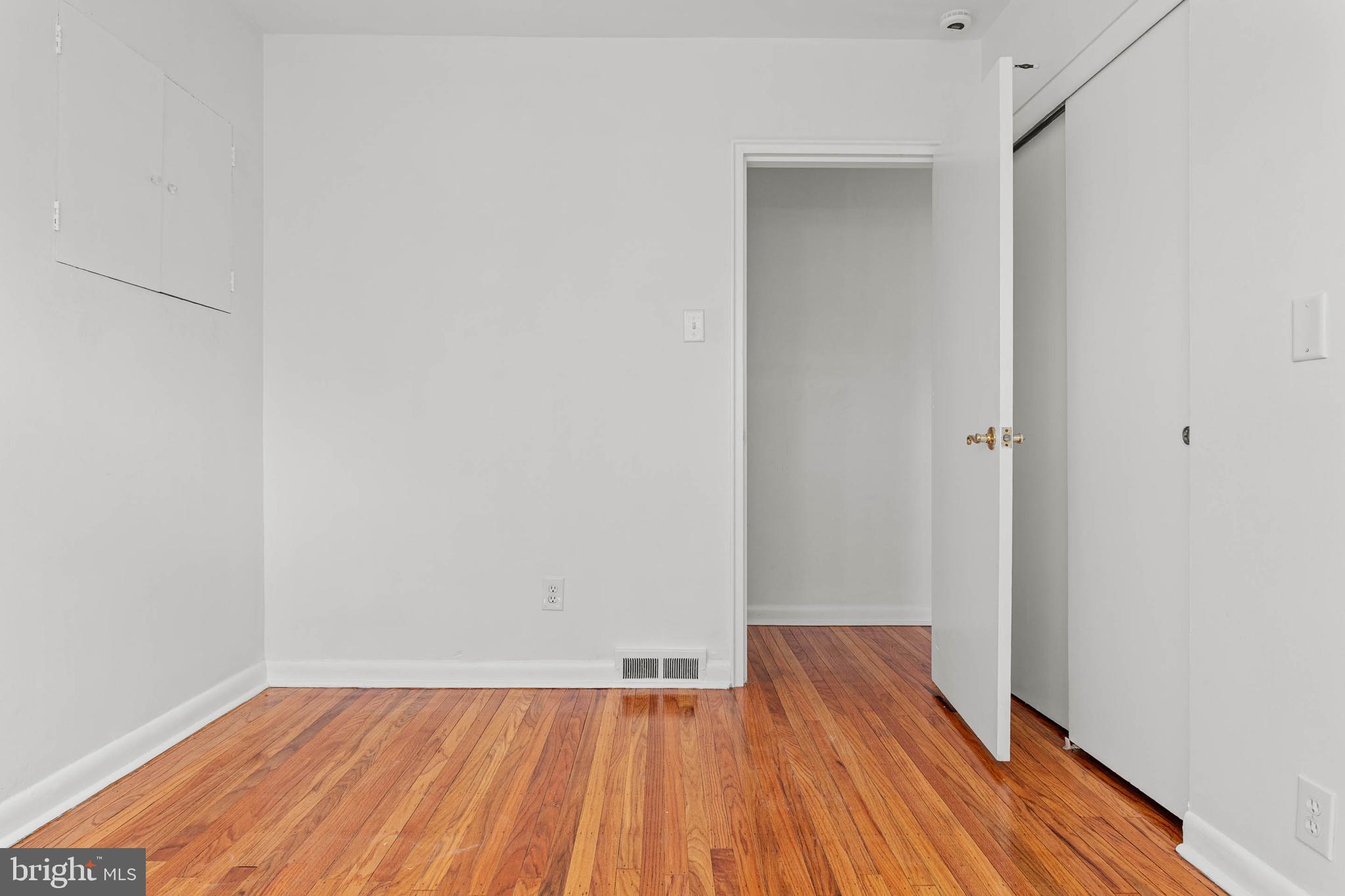 PLYMOUTH HILLS - Residential