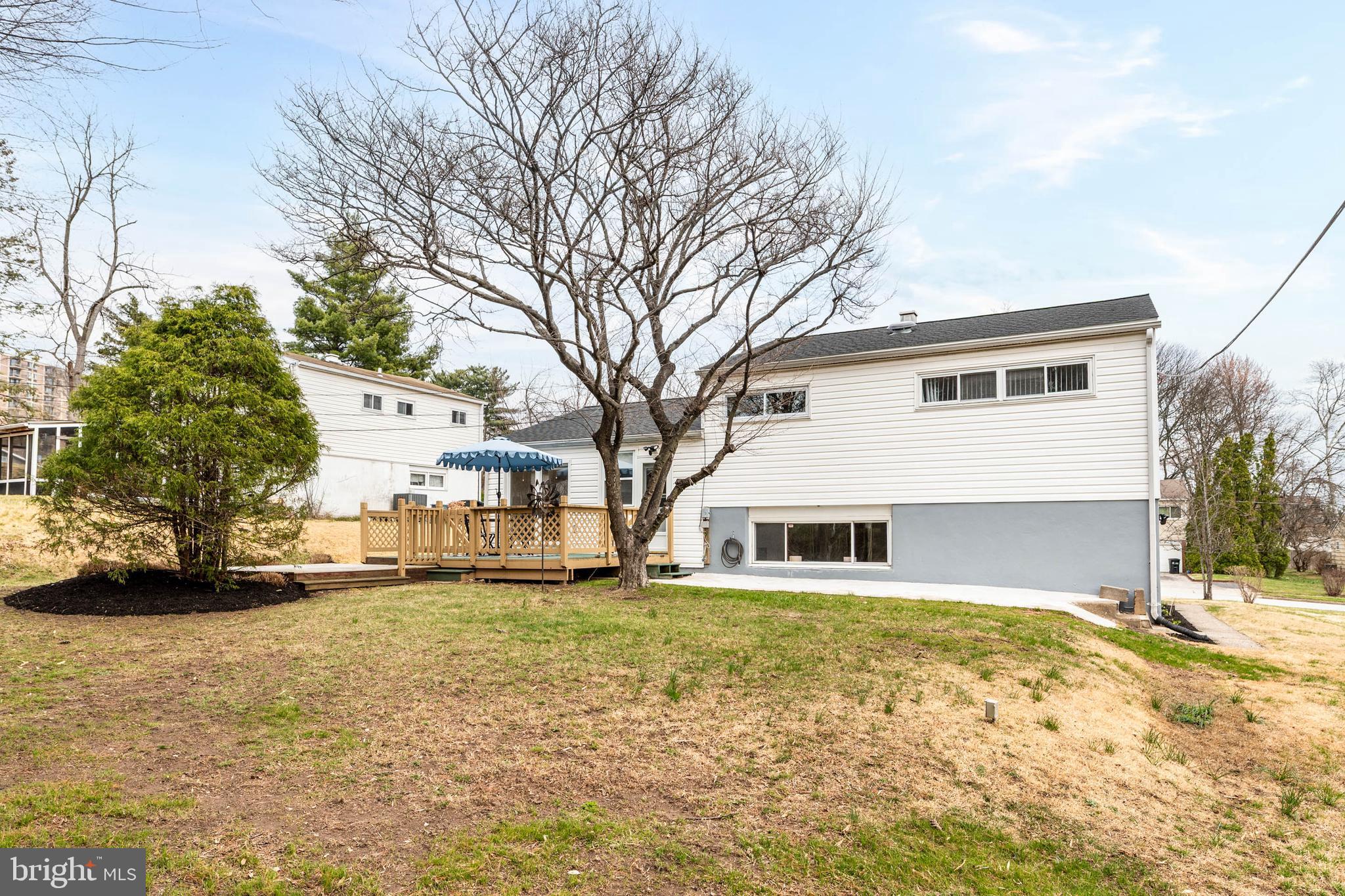 PLYMOUTH HILLS - Residential