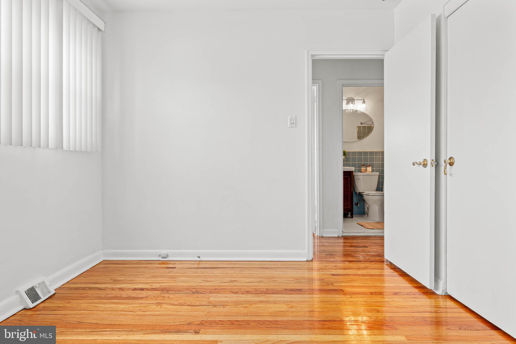 PLYMOUTH HILLS - Residential