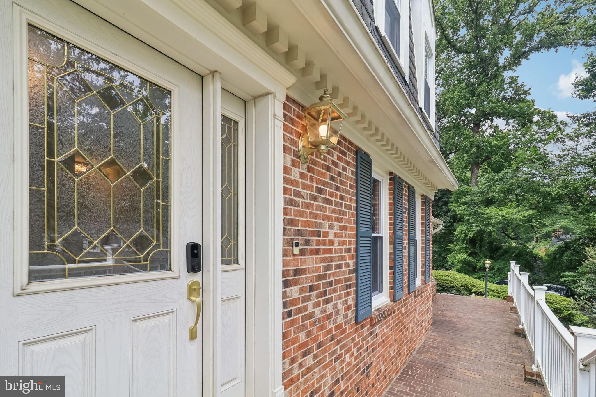 7518 OLD DOMINION DRIVE