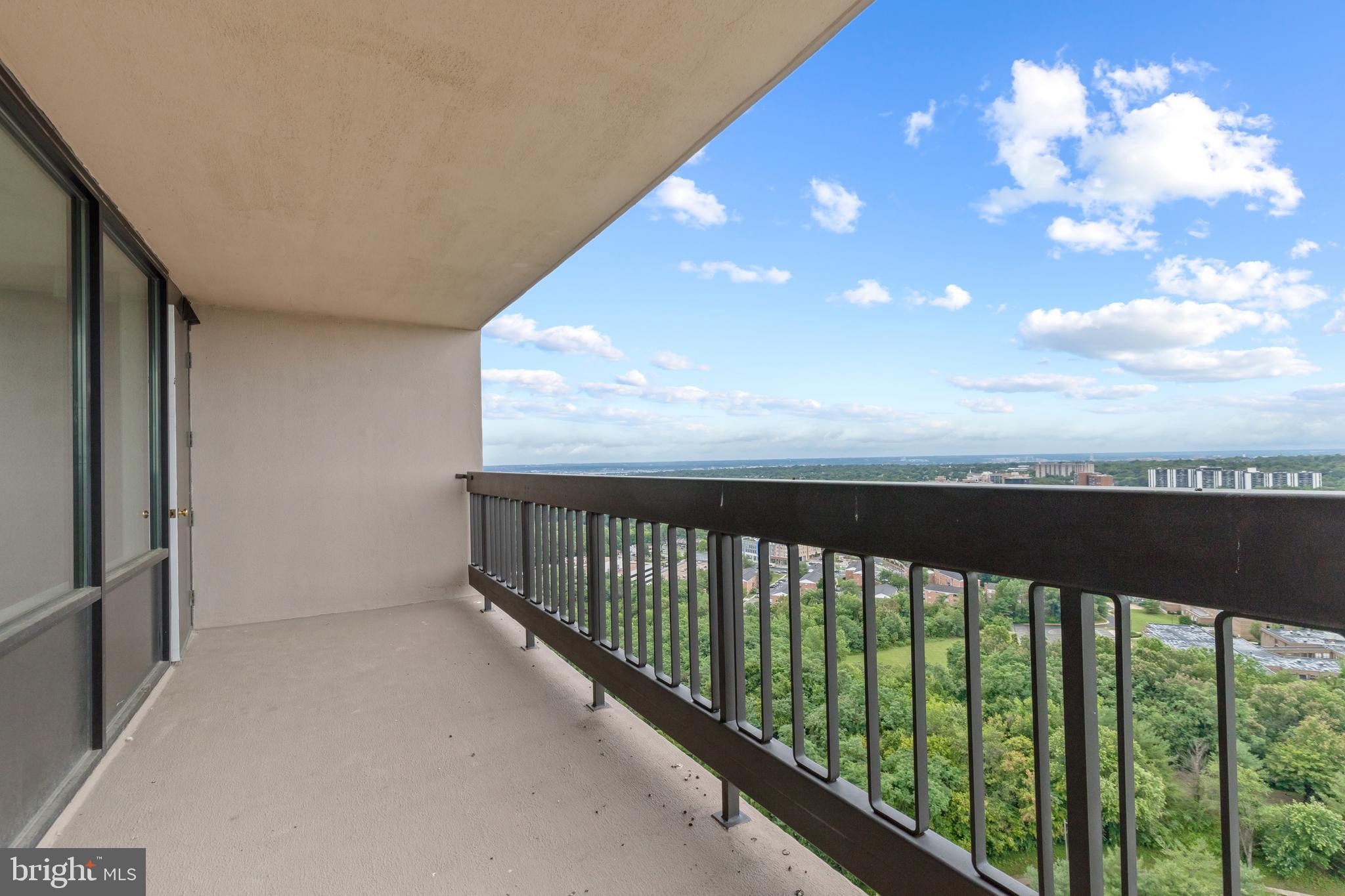 SKYLINE PLAZA - Residential Lease