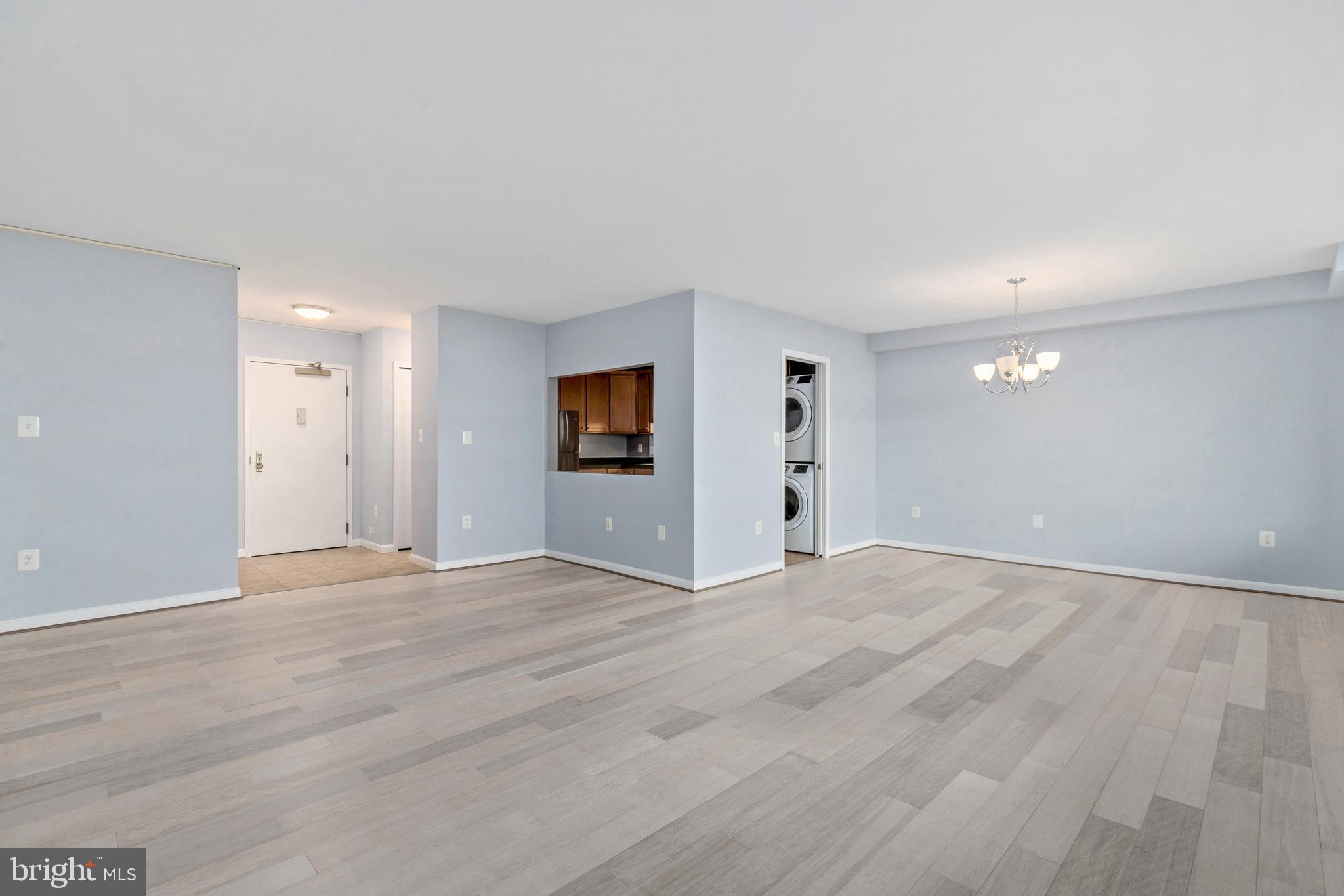 SKYLINE PLAZA - Residential Lease