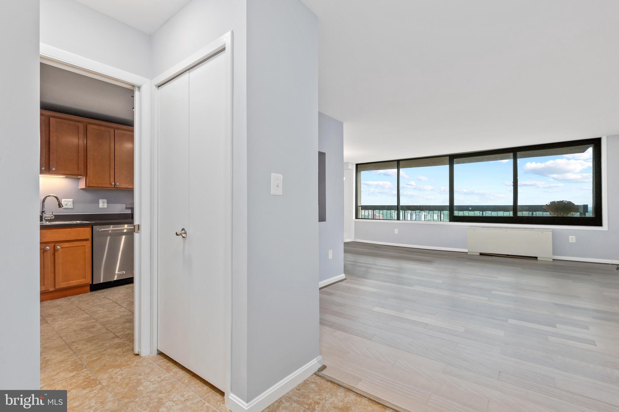 SKYLINE PLAZA - Residential Lease