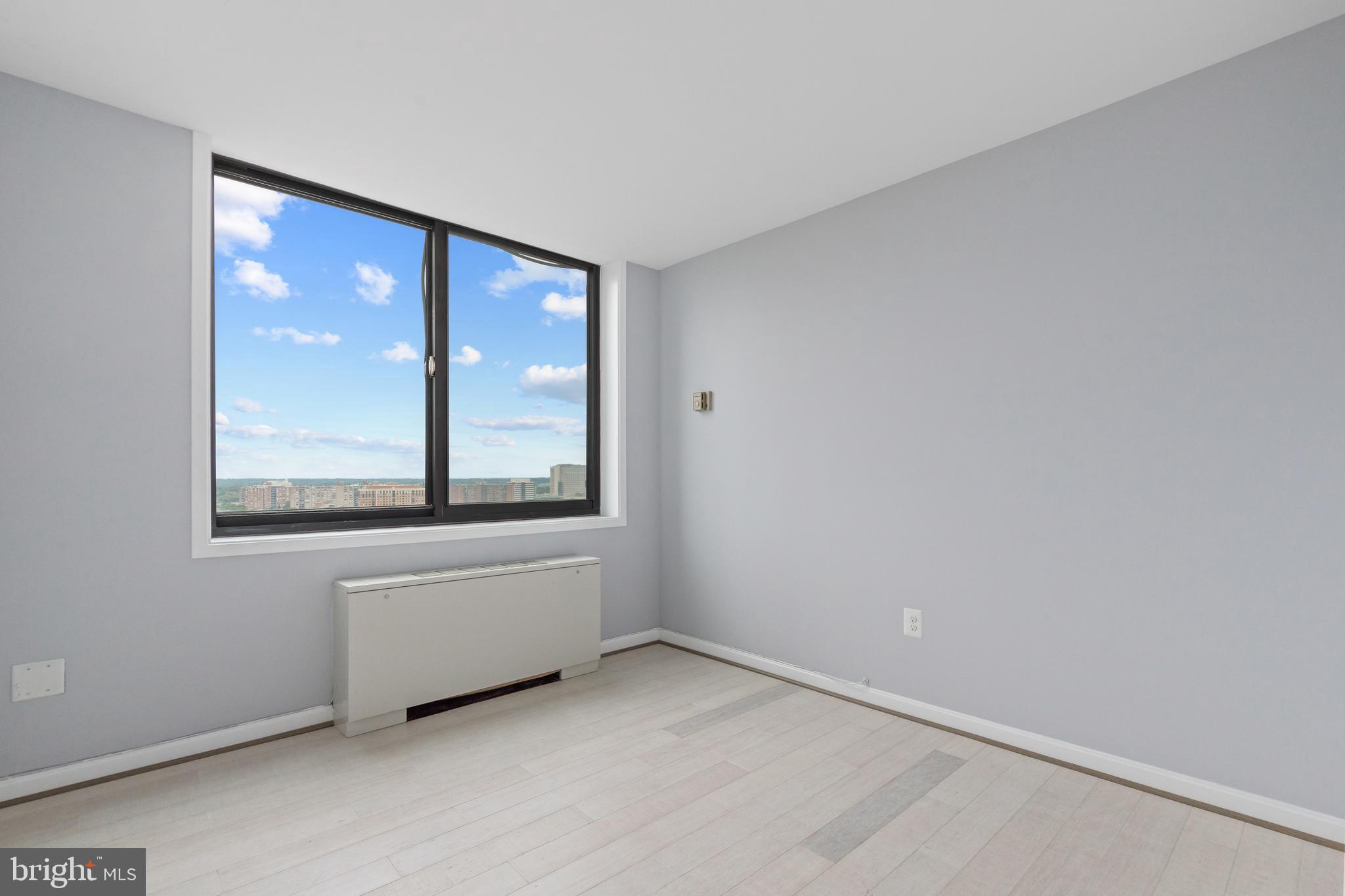 SKYLINE PLAZA - Residential Lease