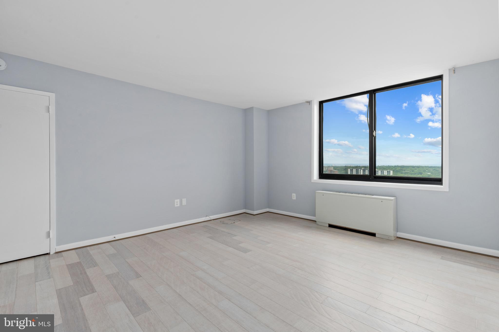 SKYLINE PLAZA - Residential Lease