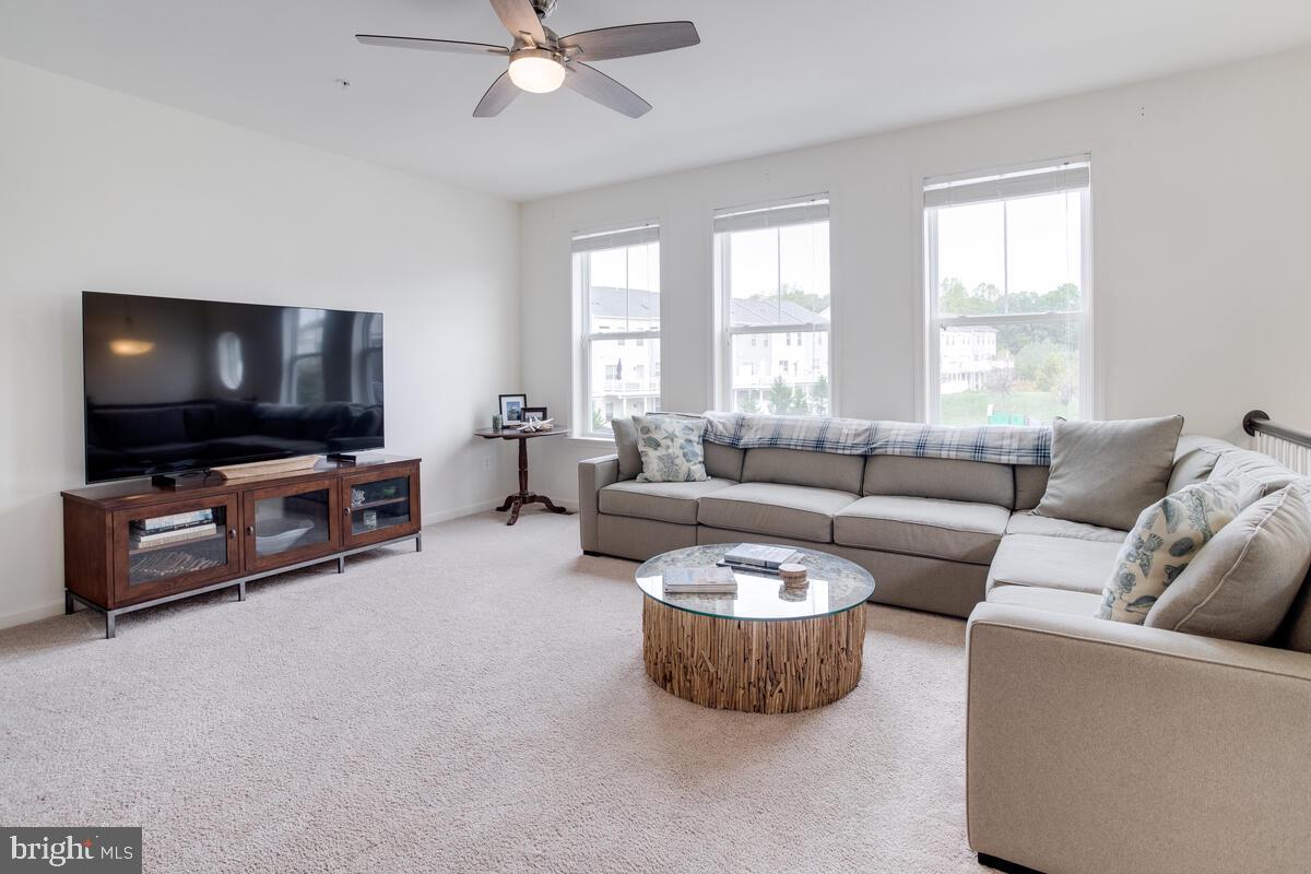 TANYARD COVE NORTH - Residential Lease