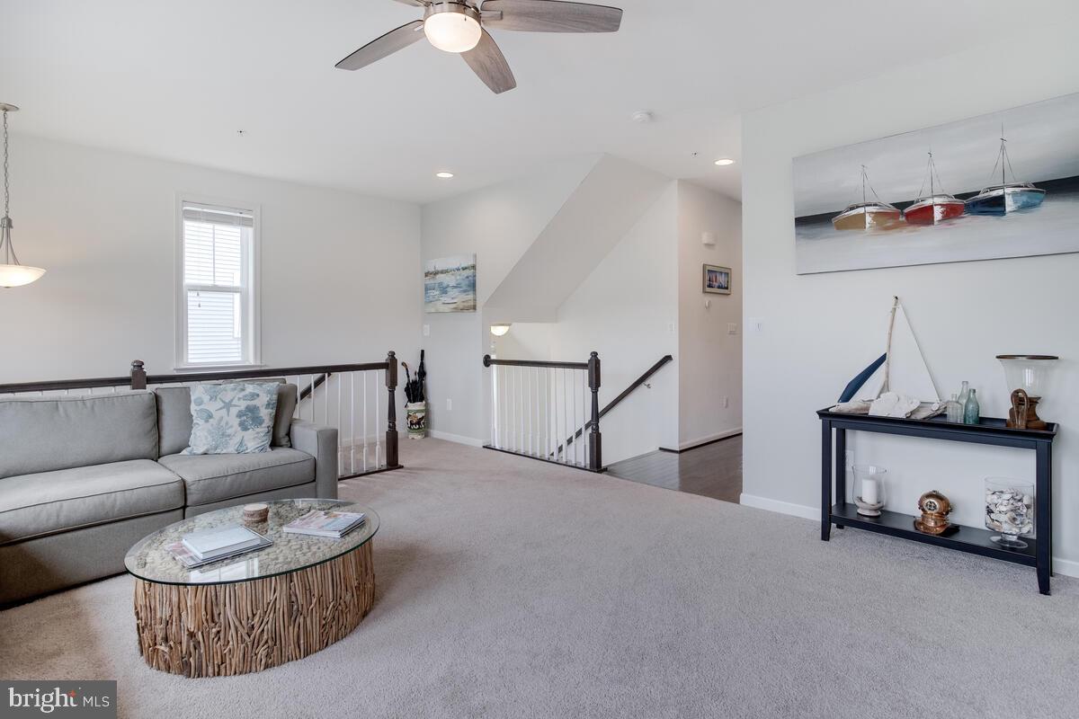 TANYARD COVE NORTH - Residential Lease